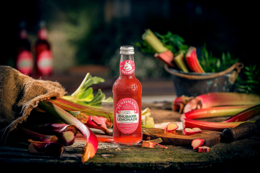 Rhubarb Lemonade: Sweet, Sharp & Refreshing Ways to Enjoy This Premium Lemonade