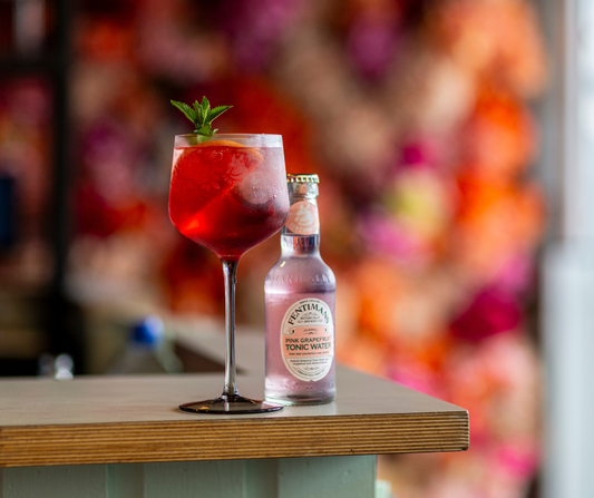 Romantic Drinks for Valentine’s Day: Elegant Serves to Share